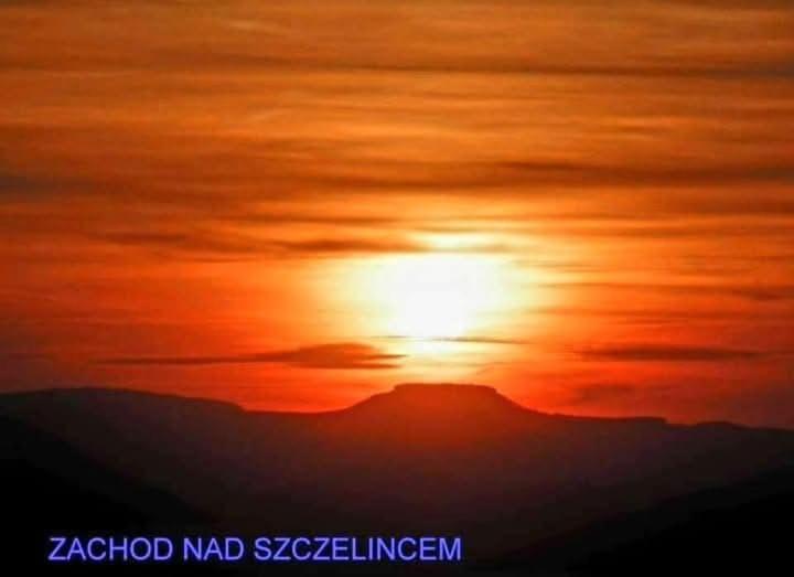 Wataha Pod Basztami - Alfa - Domki Caloroczne Радкув Екстер'єр фото